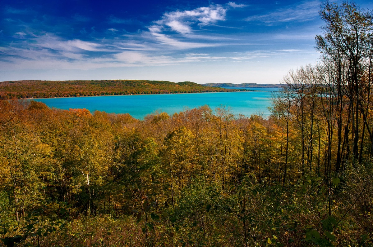 A Colorado mountain lake in the fall